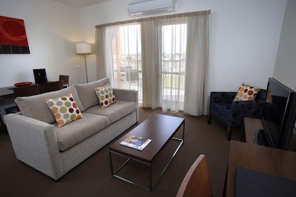 Quest Mildura Aparthotel Bagian luar foto