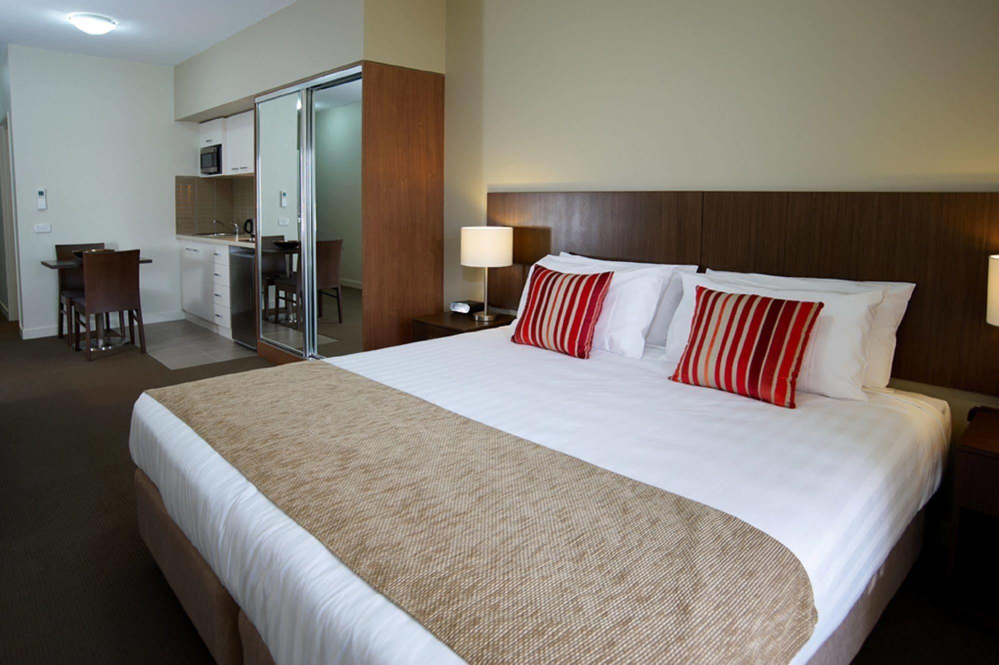 Quest Mildura Aparthotel Bagian luar foto