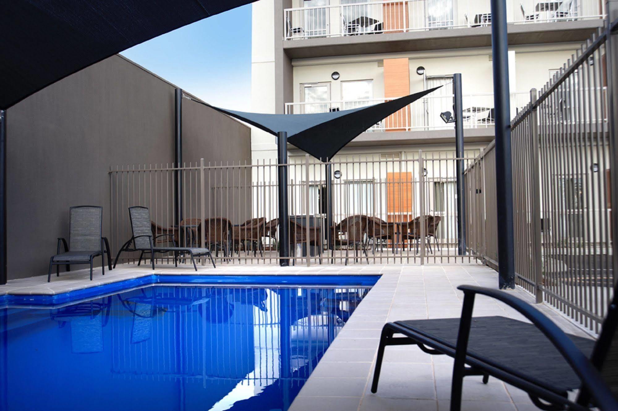 Quest Mildura Aparthotel Bagian luar foto